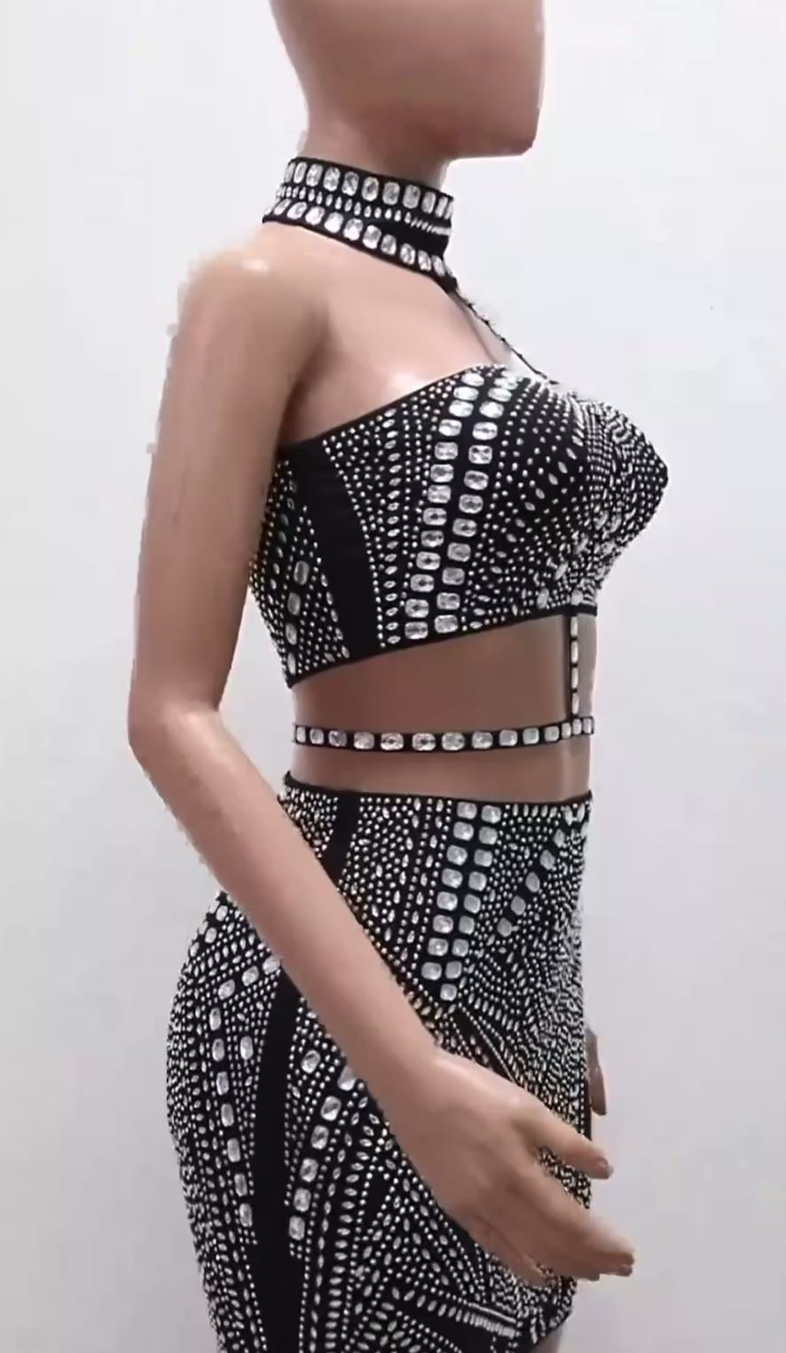 Elegant Fashion Sleeveless Crystal Strap Back Slit Set